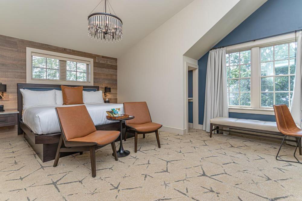 Ghost Light Inn New Hope Room photo
